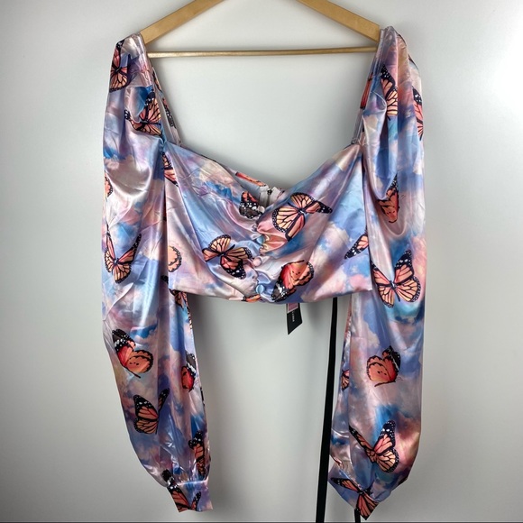 PRETTYLITTLETHING Butterfly Puff Sleeve Blouse - Picture 3 of 8